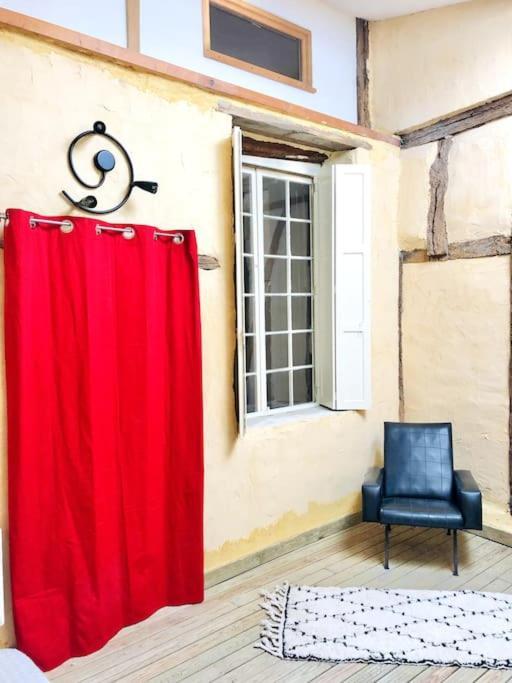 Maison A Colombage Garage Bureau Centre Village Francescas エクステリア 写真