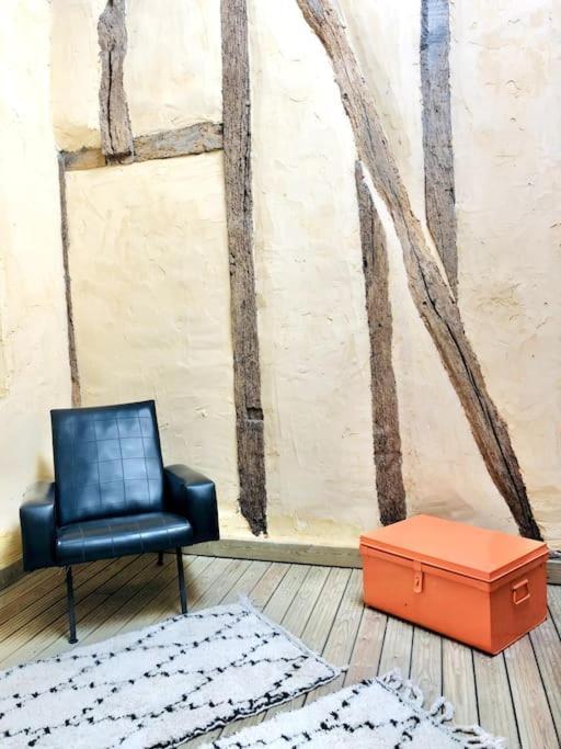 Maison A Colombage Garage Bureau Centre Village Francescas エクステリア 写真